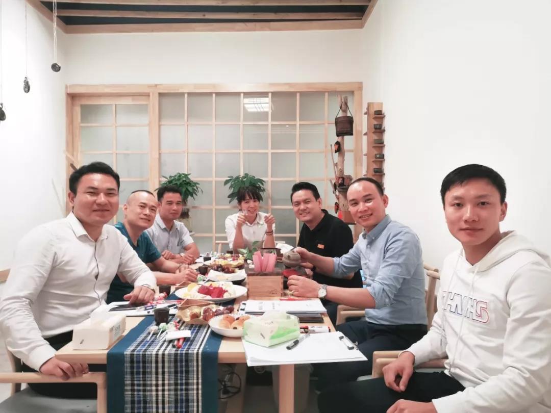 工程、材料中心管理層“裸心會”丨茶短情長，一場來自心靈的對話！