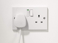裝修百科：室內(nèi)電源插座距離地面多高比較合適呢？