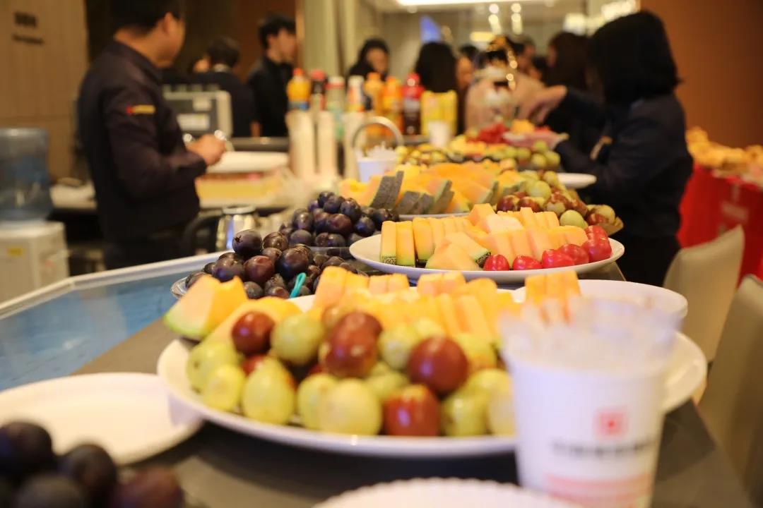 員工生日會(huì)丨金秋碩果，共度韶華，祝壽星們生日快樂(lè)！